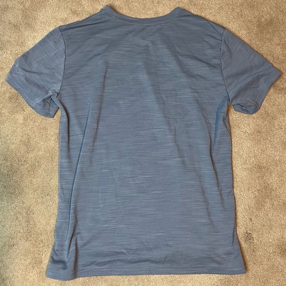 Men’s Nike Dri-Fit T-Shirt Size M - Picture 2 of 2